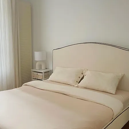 Le Pinky Bird - 12 Paris